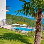 Esarjo With Heated Pool And Sea View * Veprinac