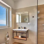 Esarjo With Heated Pool And Sea View *