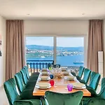 Esarjo With Heated Pool And Sea View Villa *