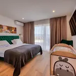 Esarjo With Heated Pool And Sea View Villa *