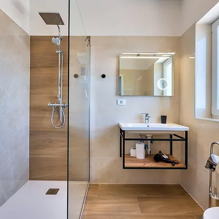 Esarjo With Heated Pool And Sea View Villa