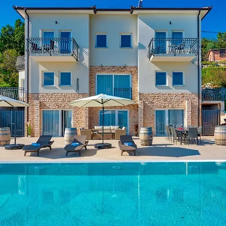 Villa Esarjo With Heated Pool And Sea View *