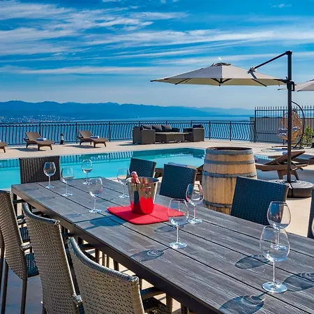 Esarjo With Heated Pool And Sea View *