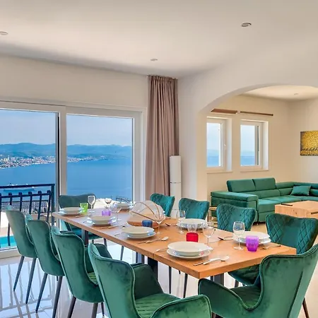 Villa Esarjo With Heated Pool And Sea View Veprinac