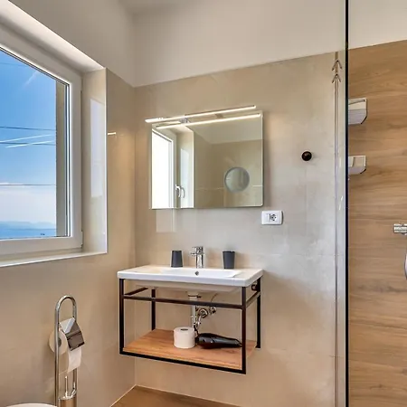 Esarjo With Heated Pool And Sea View *