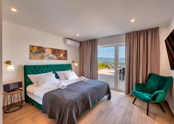 Esarjo With Heated Pool And Sea View Villa Veprinac