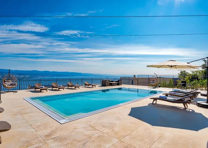 Esarjo With Heated Pool And Sea View Veprinac