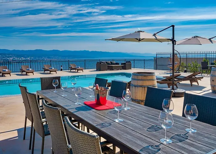 Esarjo With Heated Pool And Sea View *